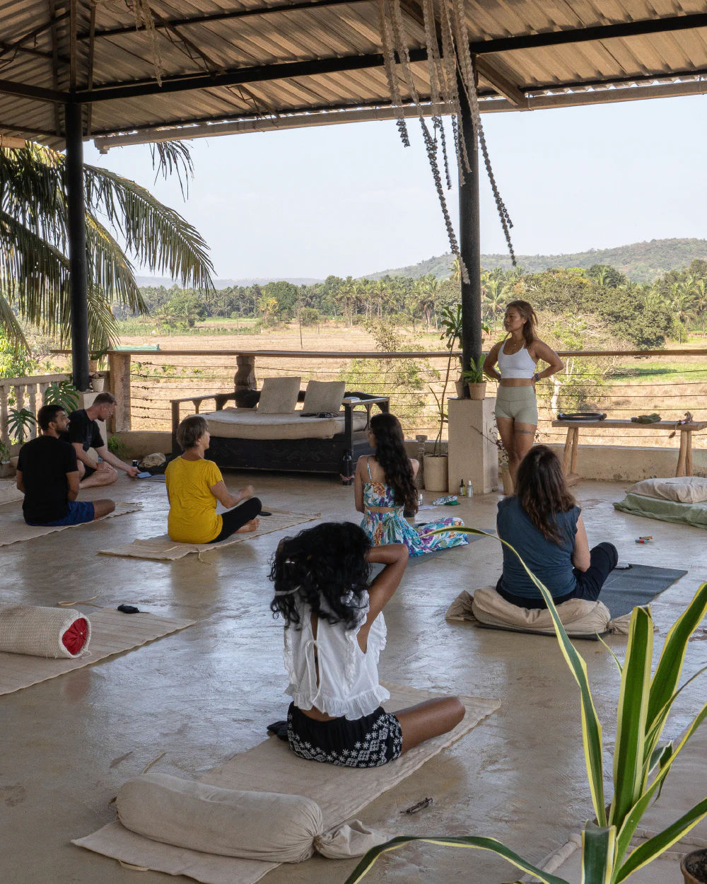 Kim Hangzo leading a breathwork session